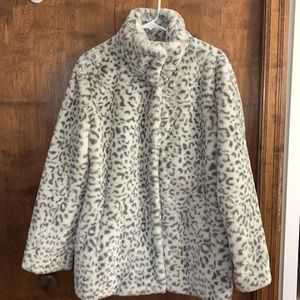Kenneth Cole Leopard Coat Medium New w Tags